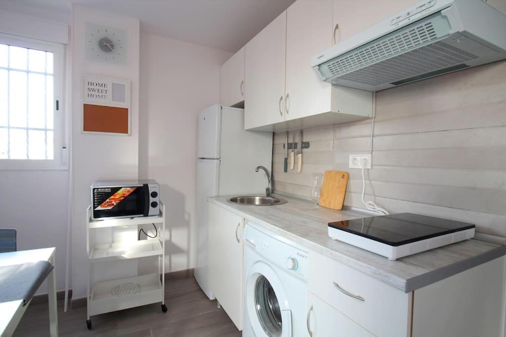 Suite Puerta Osario Con Terraza Seville Exterior photo