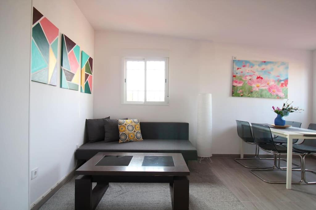 Suite Puerta Osario Con Terraza Seville Exterior photo