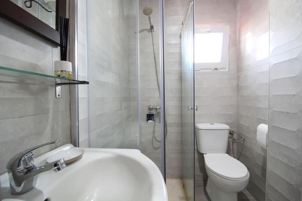 Suite Puerta Osario Con Terraza Seville Exterior photo